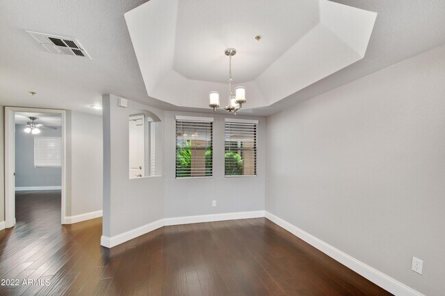 Building Photo - 5104 N 32nd St