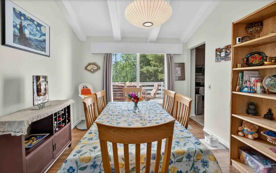 Dining Room - 19 Sugar Maple Trl