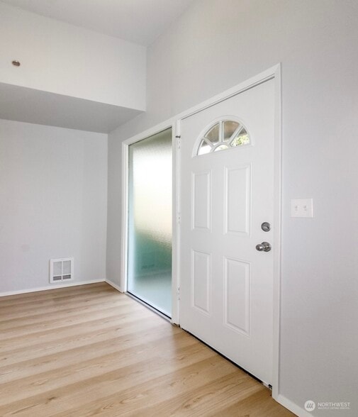 Building Photo - 10914 108th St SW