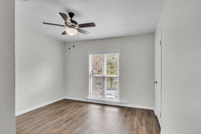 Building Photo - 108 Womack Rd