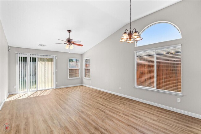 Building Photo - 1712 Beethoven Way