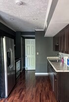 Building Photo - 22304 River Walk Ln