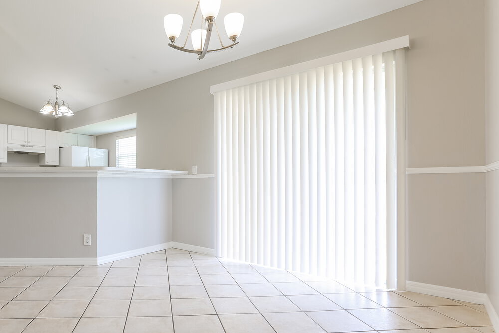 Building Photo - 2525 Mather Ln