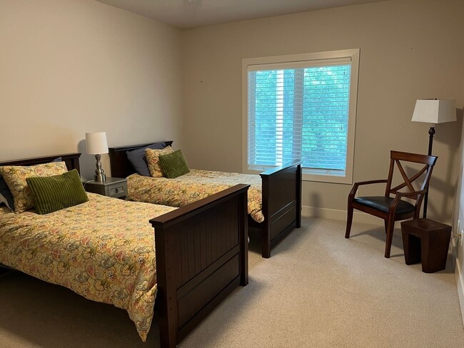 Building Photo - Rochester's Finest Guest Home