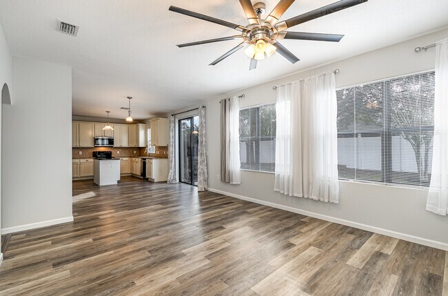 Building Photo - 764 Dryden Cir