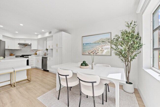 Building Photo - 288 Seabreeze Cir