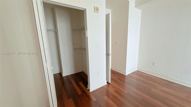 Building Photo - 1830 Radius Dr