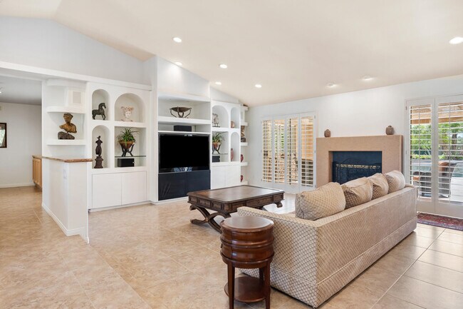 Building Photo - 75951 Kimberly Ln