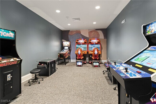 Building Photo - 14028 Hunter Oak Dr