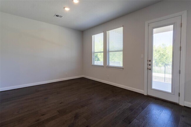 Building Photo - 19337 Pilton Dr