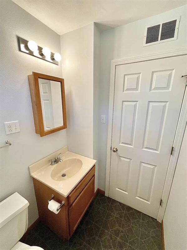 Building Photo - 2625 S Belt W