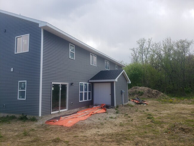 Building Photo - 1218 Salem Dr