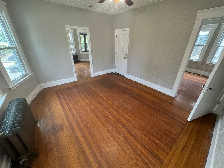 Building Photo - 67 Judson Ave
