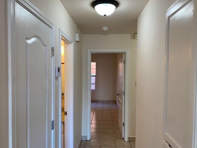 Building Photo - 1752 Tiara Trail