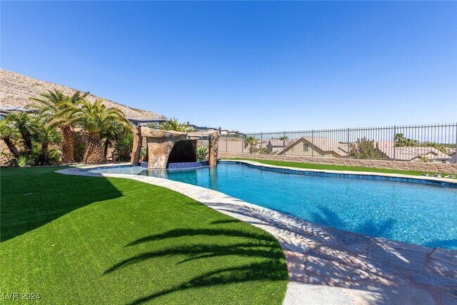 Building Photo - 11338 Villa Bellagio Dr