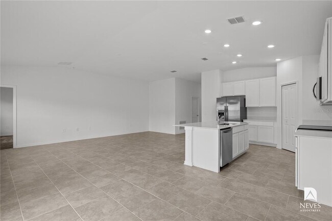 Building Photo - 4847 Edensbridge Ln