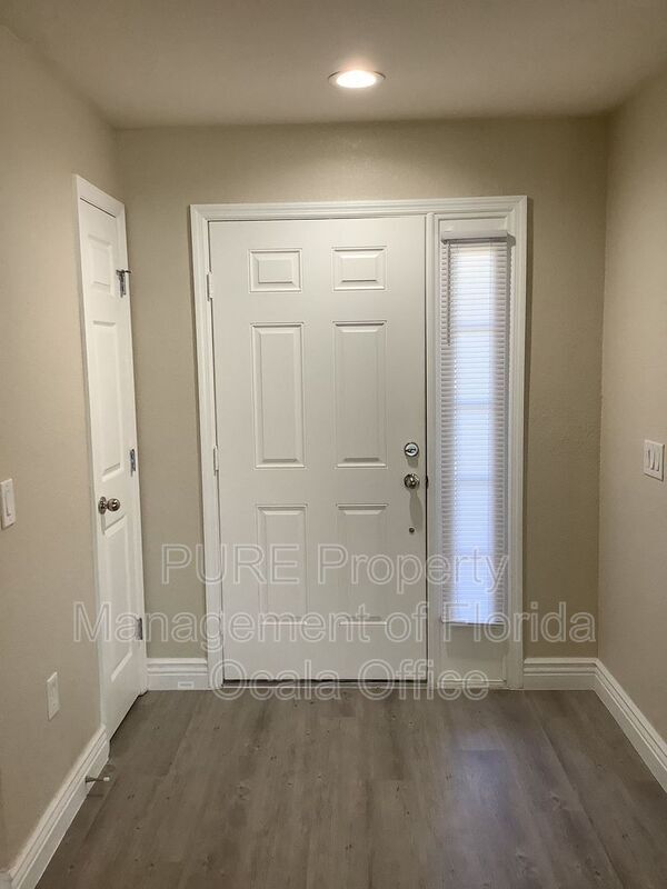 Building Photo - 5600 SW 44th Rd