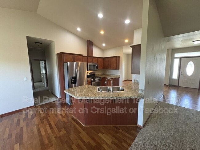 Building Photo - 4884 Dory Ct