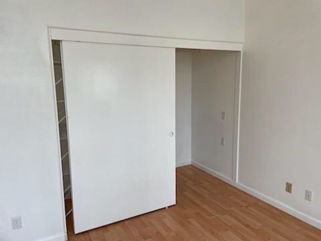 Building Photo - Del Mar Highlands adjacent : Spacious Upgr...