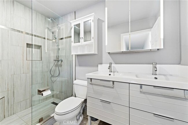 Building Photo - 2037 S Coast Hwy