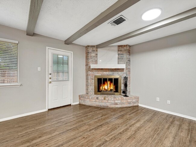 Building Photo - 2312 Meade Ct