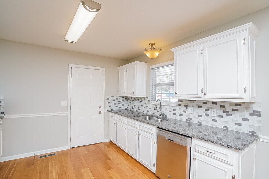 Building Photo - 1107 Binford Ct