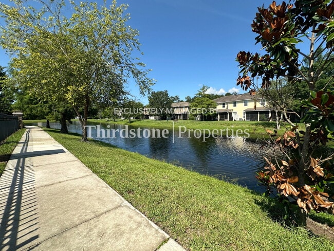 Building Photo - 1036 N Black Cherry Dr