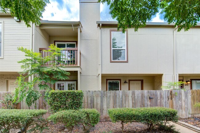 Building Photo - 3929 Tanglewilde St