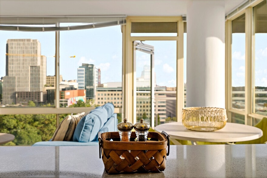 Building Photo - 8516 Leesburg Pike