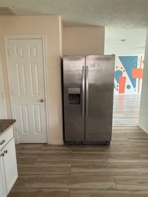 Building Photo - 2430 Glenholly Park Dr