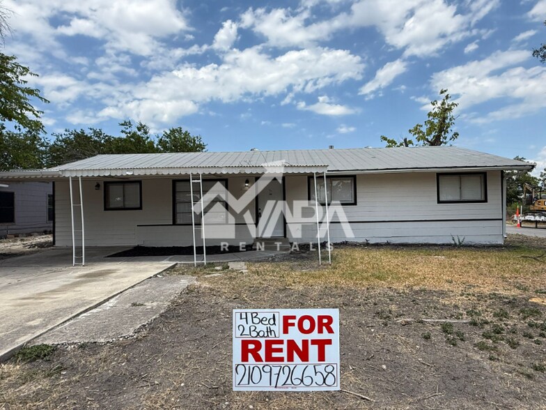 Building Photo - 315 Jamaica Dr