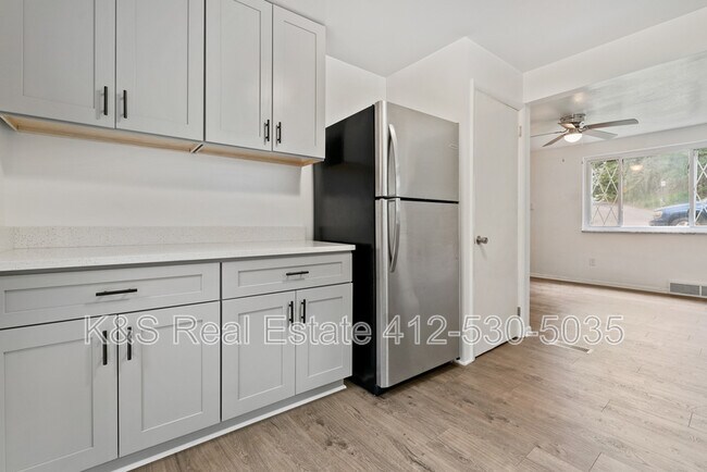 Building Photo - 318 McCutcheon Ln