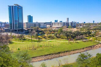 Building Photo - 3636 W Dallas St