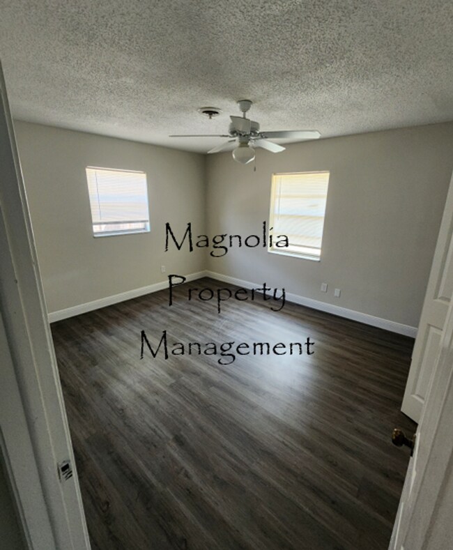 Building Photo - Winter Park - Newly Remodeled 3/2