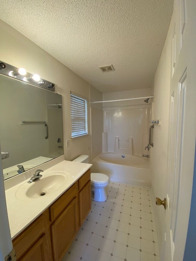 Building Photo - COMING SOON! North Chase Community! 3 BR/ 2 Bath/ 2 Car garage! Fenced back yard!
