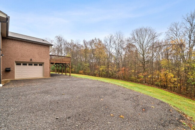 Building Photo - Newly Renovated Home w/ FULL Basement!