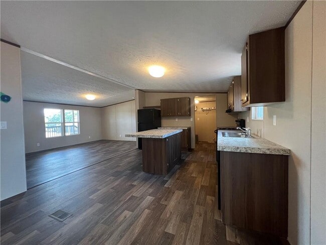Building Photo - 106 Monte Vis Dr