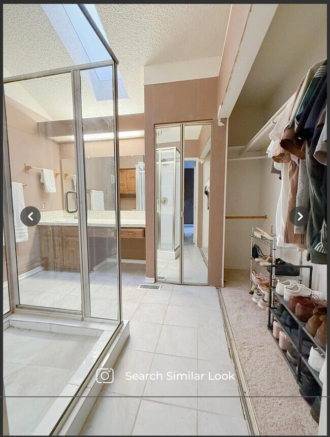 Building Photo - 14151 Montfort Dr