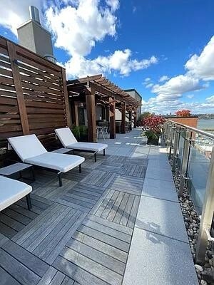 Building Photo - 540 W 28th St