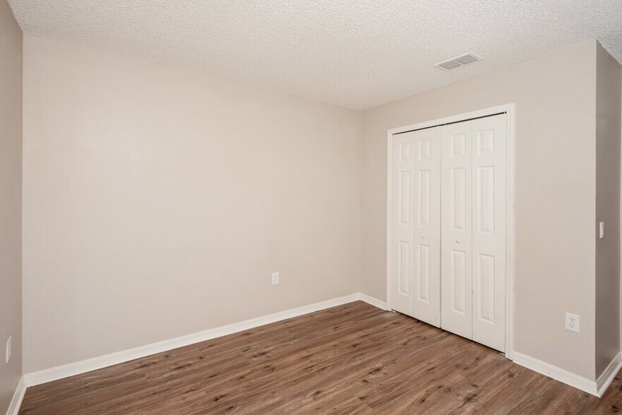 Building Photo - 4812 Pierce Arrow Dr