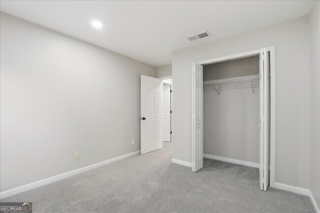 Building Photo - 5630 Lawley Rd