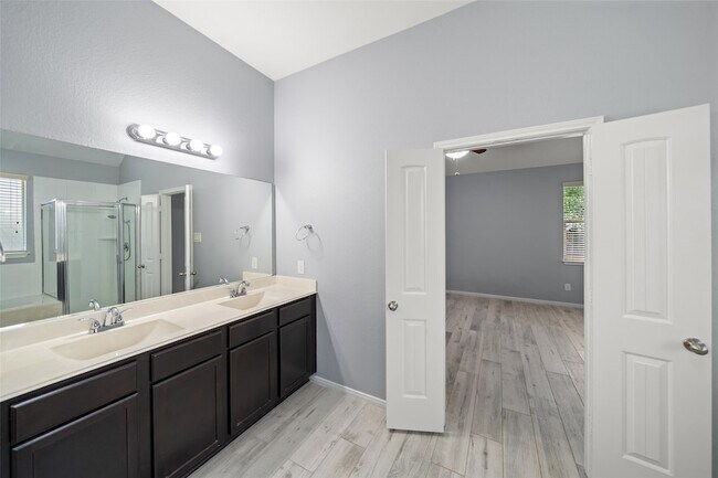 Building Photo - 2406 Winter Trail Dr
