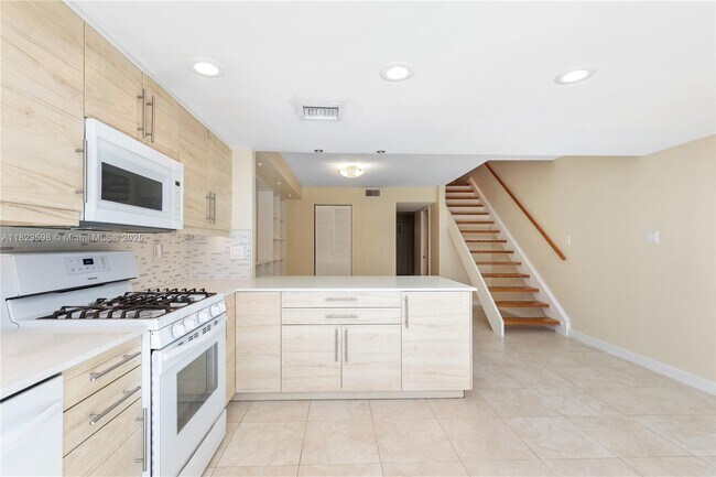 Building Photo - 11466 SW 109th Rd
