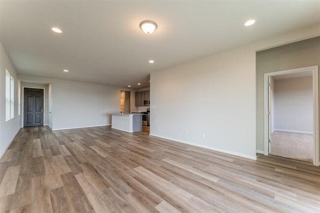 Building Photo - 201 Watercourse Wy