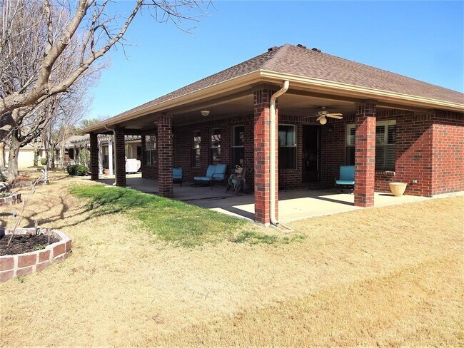 Building Photo - 9308 Orangewood Trail