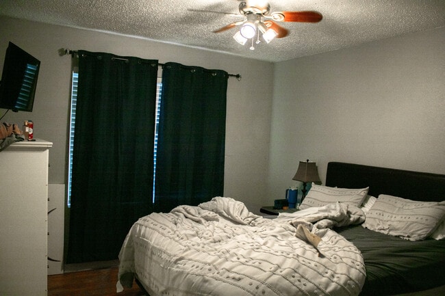 Building Photo - 4309 33rd St