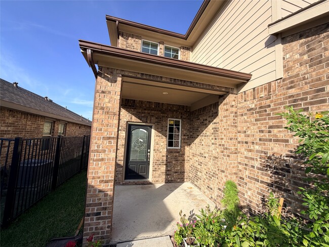 Building Photo - 13106 Leisure Cove Dr