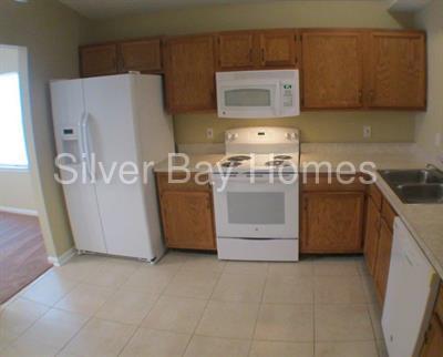 Building Photo - 11183 Mikris Dr N