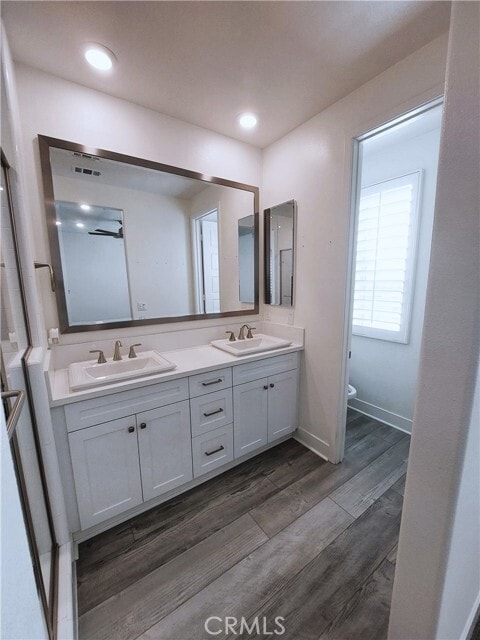 Building Photo - 18289 Iris Ln
