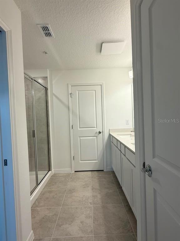 Building Photo - 4608 ORCHARD VIEW Aly